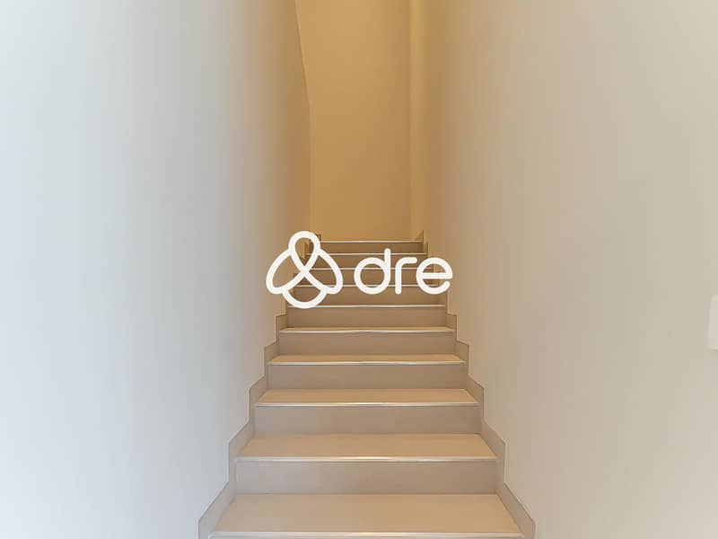 29 DRE08969. JPG