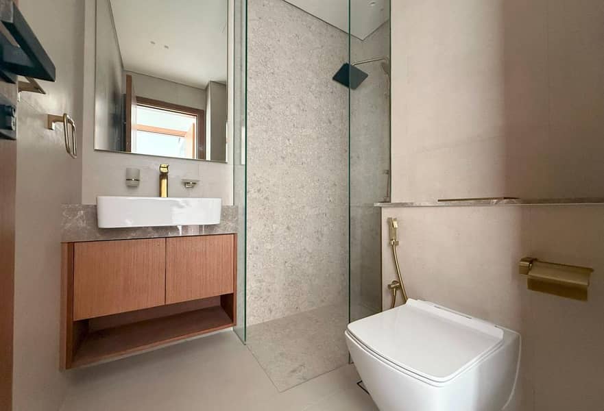 12 Brand New 1BR | High Floor | Balcony | Vacant — photo 12