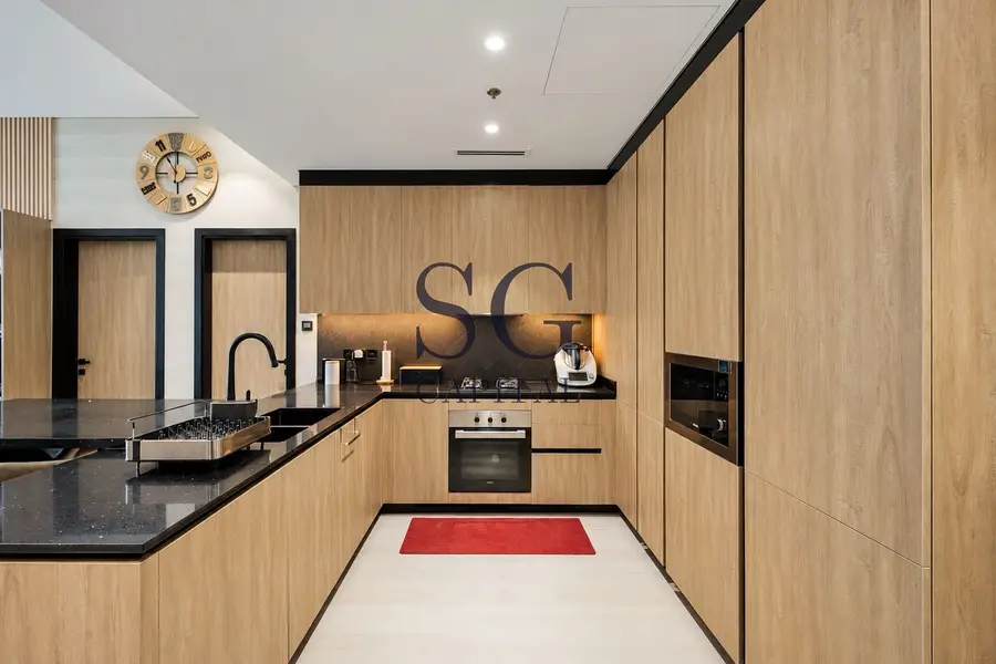 Stylish 1BR | Elegant Interiors | Fully Furnished