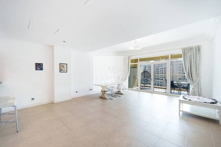 1 Bedroom Apartment for Sale in Palm Jumeirah, Dubai - Vacant | Building 18 | Beach Access | Pake View