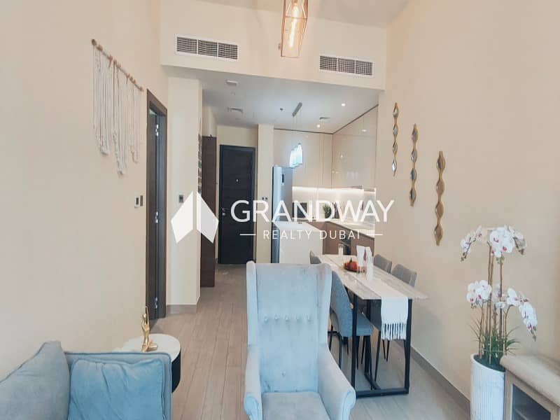 9 Elegant 1BR Apartment | Premium Amenities — photo 9