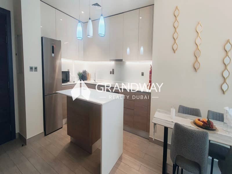10 Elegant 1BR Apartment | Premium Amenities — photo 10