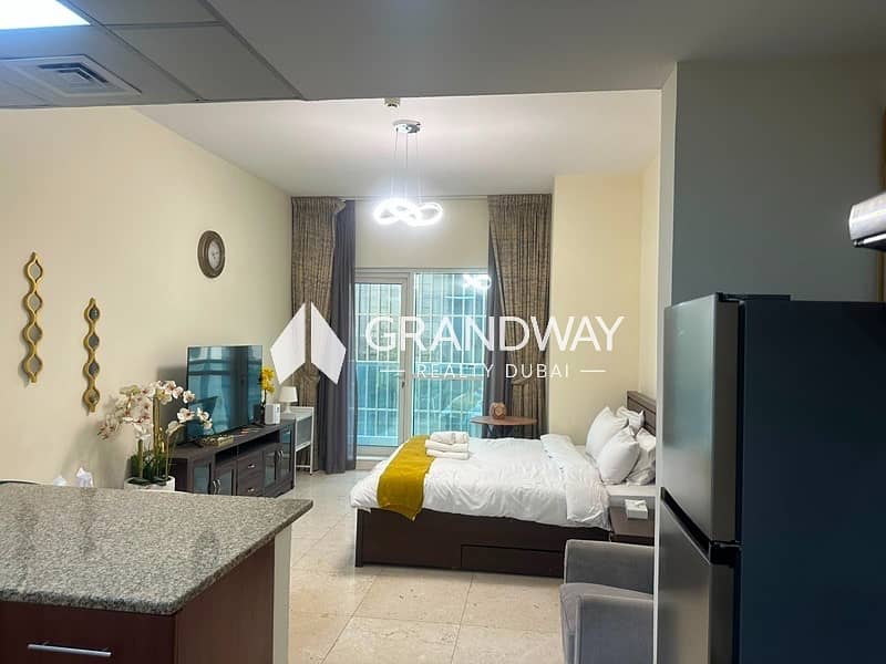 Modern Studio | Great Amenities | Elegant Living — photo 1 Modern Studio | Great Amenities | Elegant Living — photo 1
