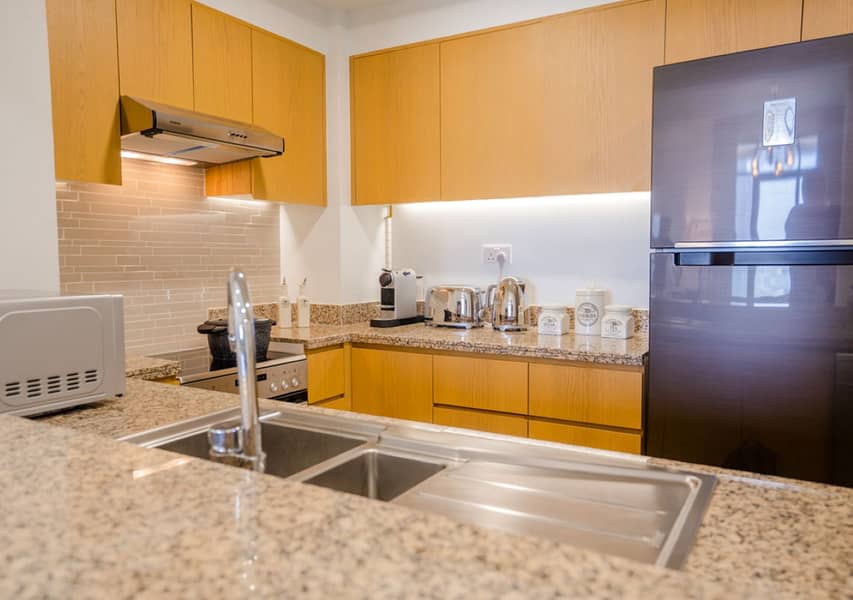 33 kitchen. jpg