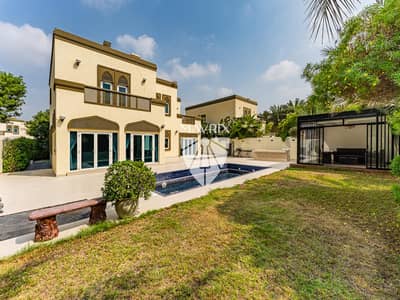 5 Camere Villa in vendita a Jumeirah Park, Dubai - Image 1 5 Camere Villa in vendita a Jumeirah Park, Dubai - Image 1