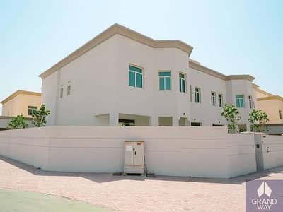 فیلا 5 غرف نوم للايجار في جميرا، دبي - Upgraded villa | Stand alone villa | Near Beach — photo 1 فیلا 5 غرف نوم للايجار في جميرا، دبي - Upgraded villa | Stand alone villa | Near Beach — photo 1