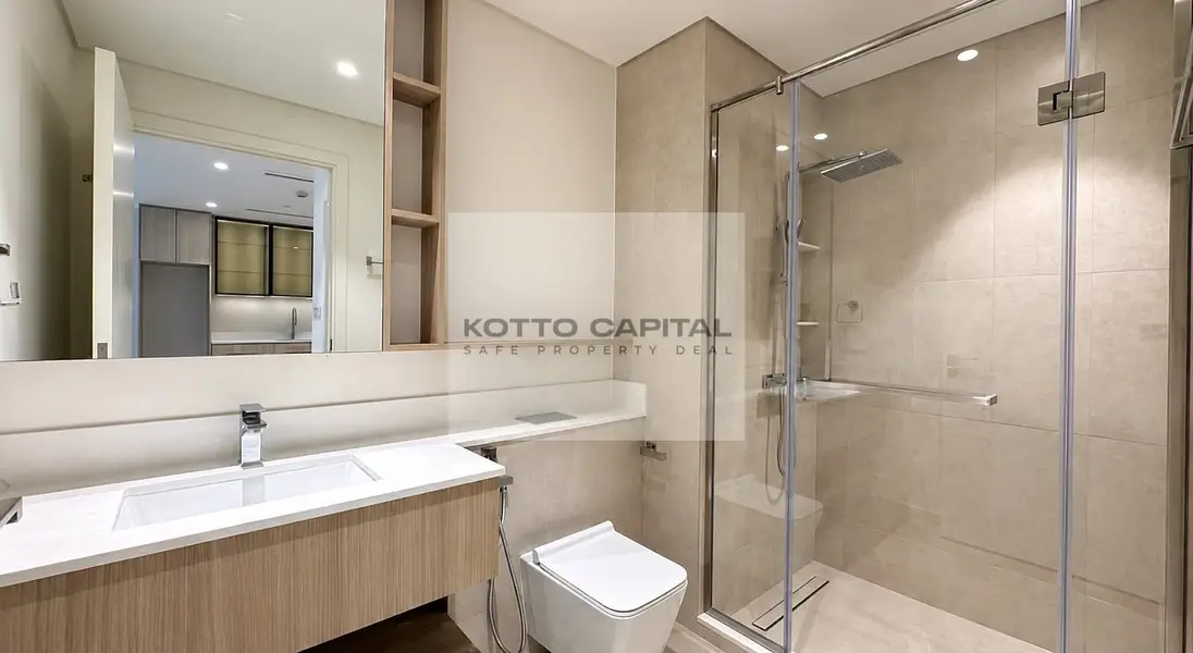 Spacious 1BR | Vacant | Unfurnished