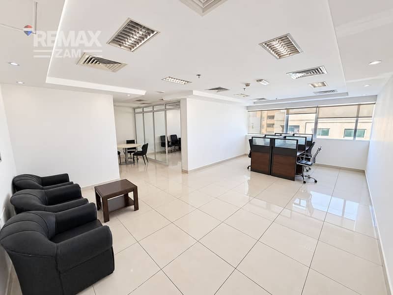 High Floor | Chiller Free | Ready to move in High Floor | Chiller Free | Ready to move in