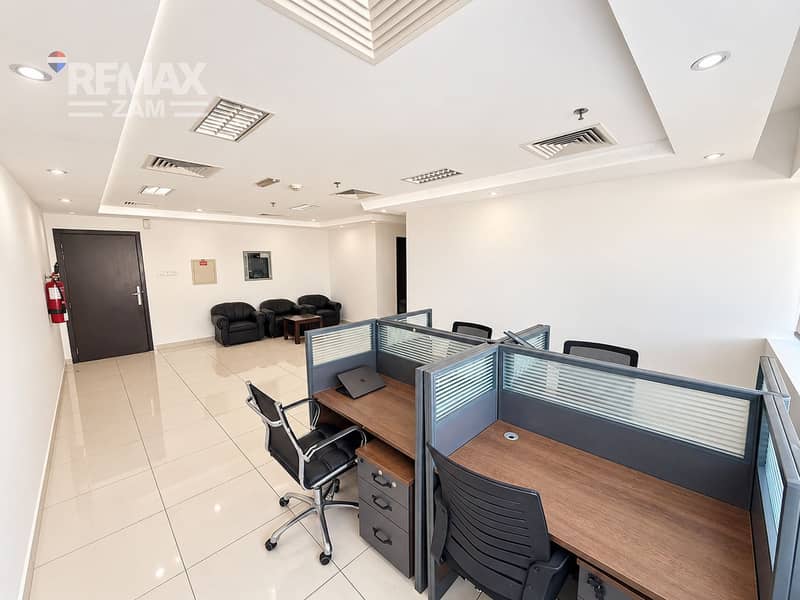 3 High Floor | Chiller Free | Ready to move in