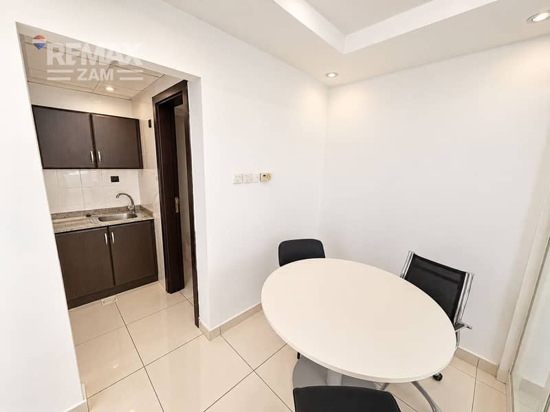 4 High Floor | Chiller Free | Ready to move in
