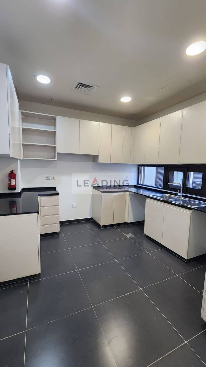 5 WhatsApp Image 2024-06-25 at 3.55. 45 PM (2). jpg