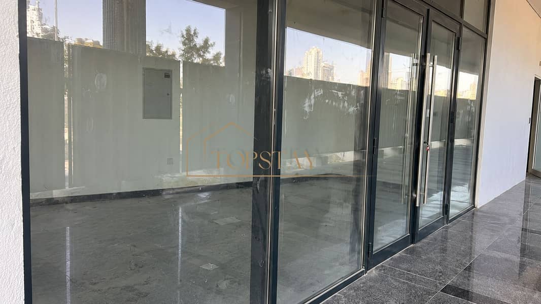 3 Left window view of the shop entrance-2. png