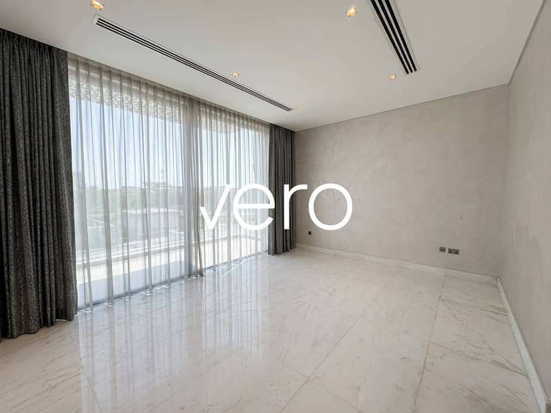 20 Photo 20
