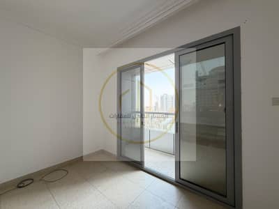 2 Slaapkamers Appartement te Huur in Al Khan, Sharjah - WhatsApp Image 2026-09-13 at 12.44. 11 PM (1). jpeg 2 Slaapkamers Appartement te Huur in Al Khan, Sharjah - WhatsApp Image 2026-09-13 at 12.44. 11 PM (1). jpeg