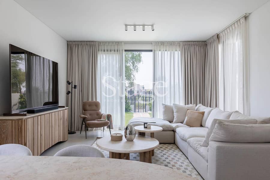 Best Location | Vacant | Close to Amenities Best Location | Vacant | Close to Amenities
