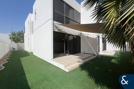 6 Bedroom Villa for Sale in DAMAC Hills 2 (Akoya by DAMAC), Dubai - V3 Type | Upgraded | Vacant Now | 6 Bed + M