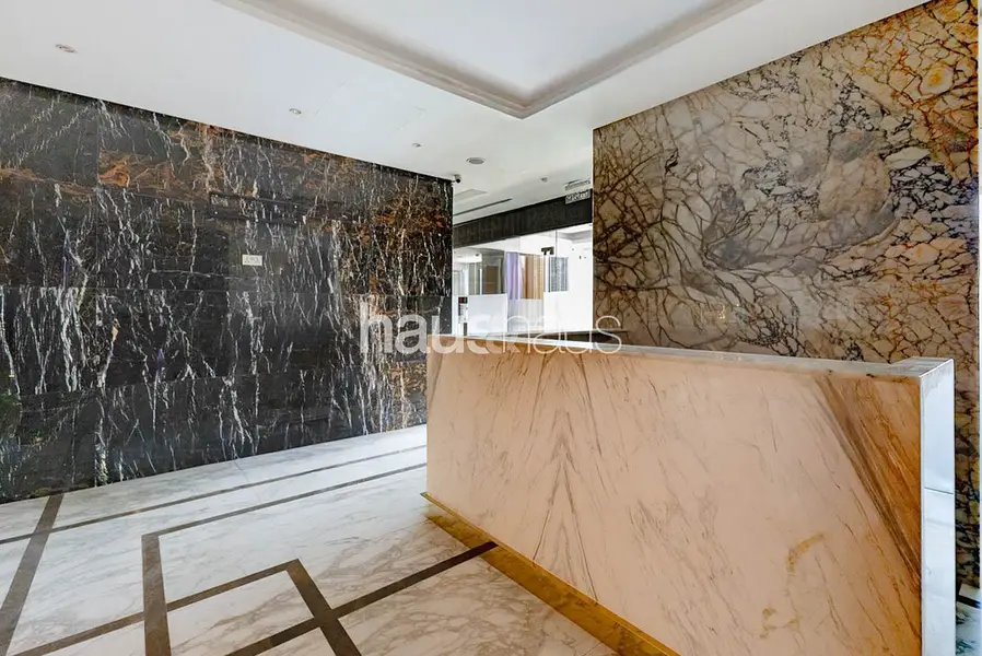 Burj View | Fitted Office | Community Expert