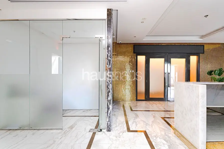 Burj View | Fitted Office | Community Expert
