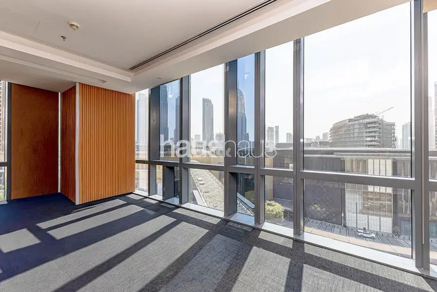 Burj View | Fitted Office | Community Expert