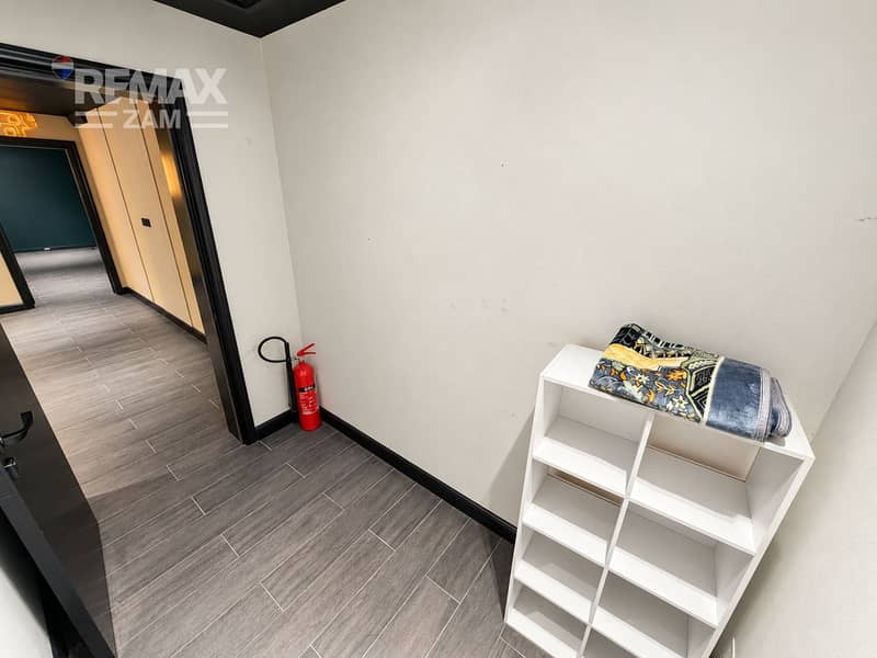 16 Premium Office | Soundproofed | Chiller Free