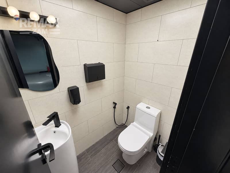 18 Premium Office | Soundproofed | Chiller Free
