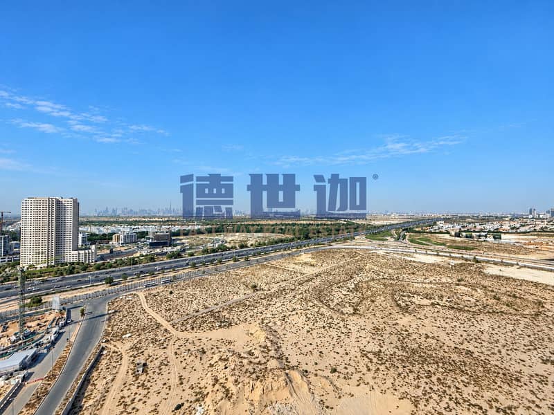 5 Dubai Desert Cityscape Panorama. png