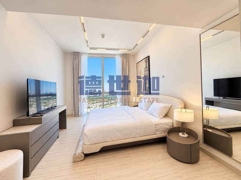 4 Modern Minimalist Bedroom Retreat (1). png