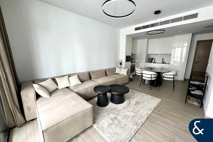 Vacant | Fully Furnished | Community Views Vacant | Fully Furnished | Community Views