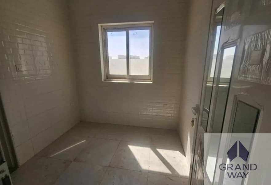 17 5BR Large Villa I Big Yard I Specious Car Parking — photo 17