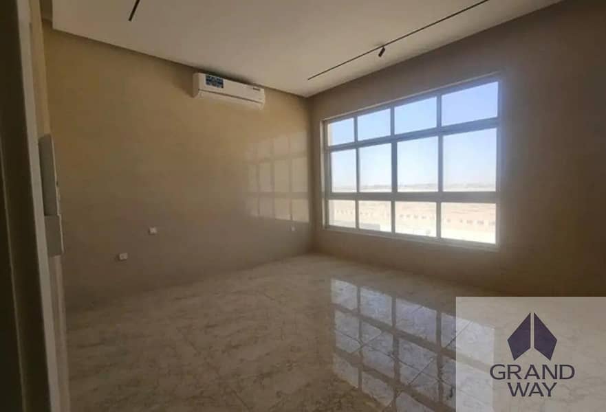 18 5BR Large Villa I Big Yard I Specious Car Parking — photo 18