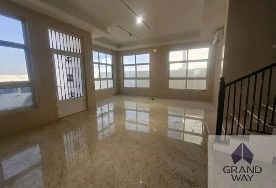 26 5BR Large Villa I Big Yard I Specious Car Parking — photo 26