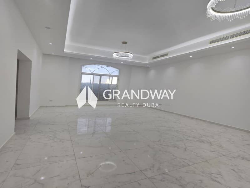 19 Spacious 5BR Villa | Large Layout | Prime Al Awir — photo 19