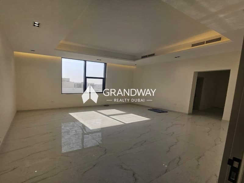 4 Spacious Villa I Family Living I Best Deal — photo 4