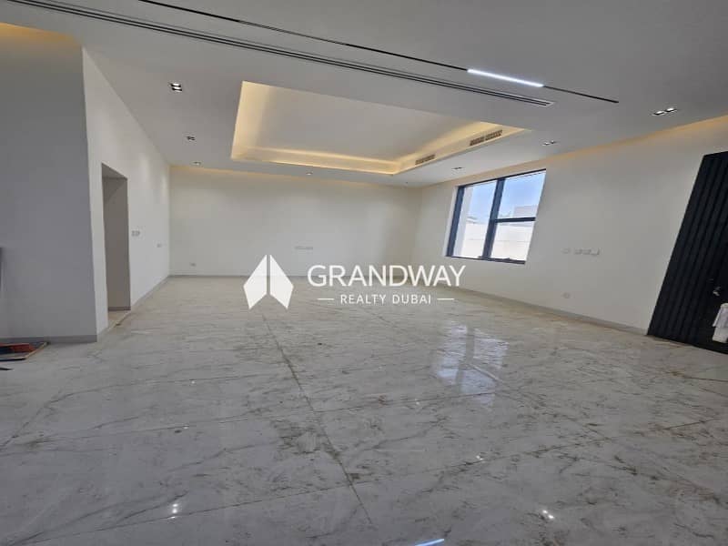 10 Spacious Villa I Family Living I Best Deal — photo 10