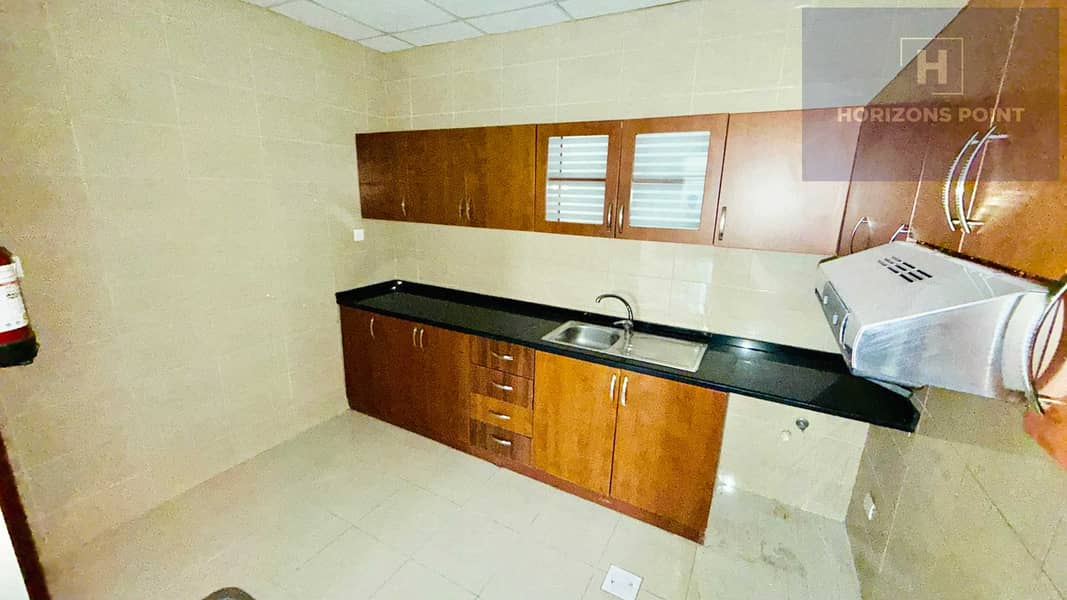 4 IMG_8057. jpg