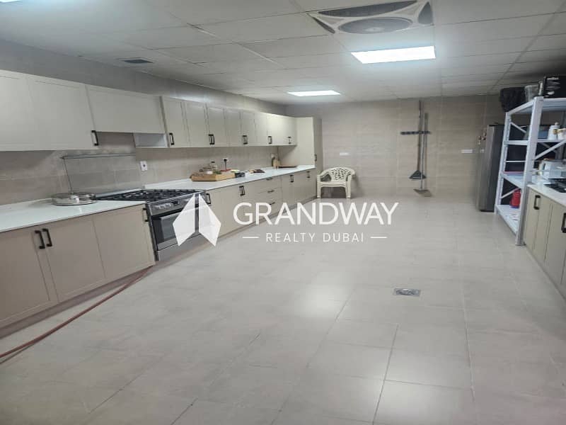 2 Big Villa | Elegant Living | Spacious Outdoor Area — photo 2
