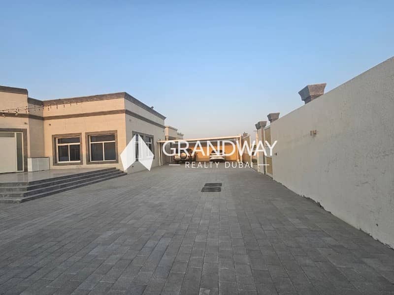 14 Big Villa | Elegant Living | Spacious Outdoor Area — photo 14