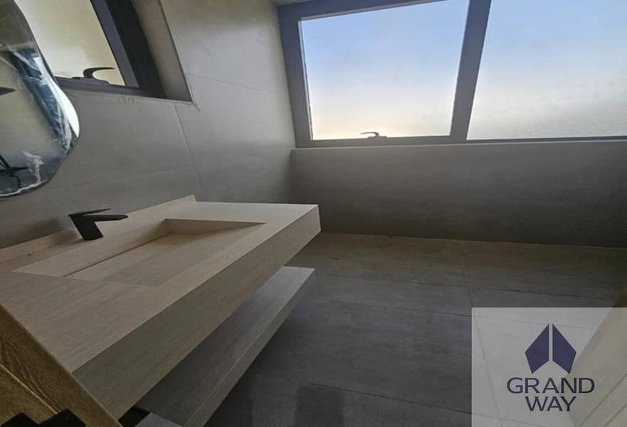 12 Grand 5BR Villa+ Maid Room | Prime Wadi Al Shabak — photo 12