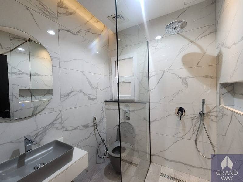 13 Luxury Villa I Dedicated Service Block I Large Plo — photo 13