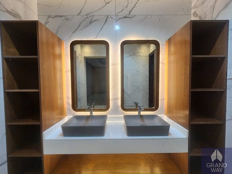 18 Luxury Villa I Dedicated Service Block I Large Plo — photo 18