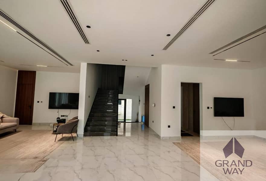 2 4BR Spacious Villa I Near to Petrol Station — photo 2