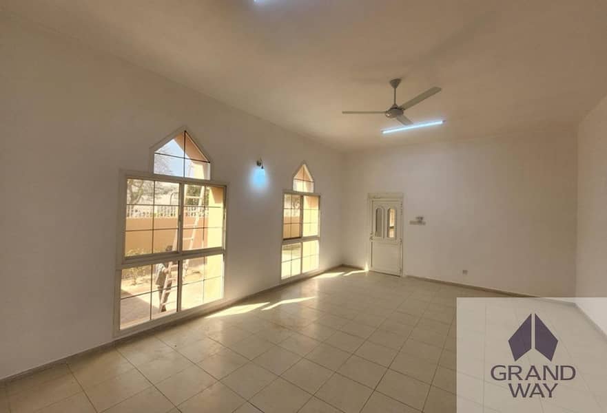 5 7BR Single Story Villa I 2 Side Access Gate I Yard — photo 5
