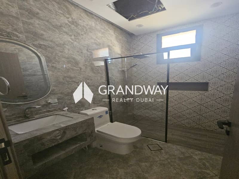 17 Grand Villa | Premium Home | Generous Space — photo 17