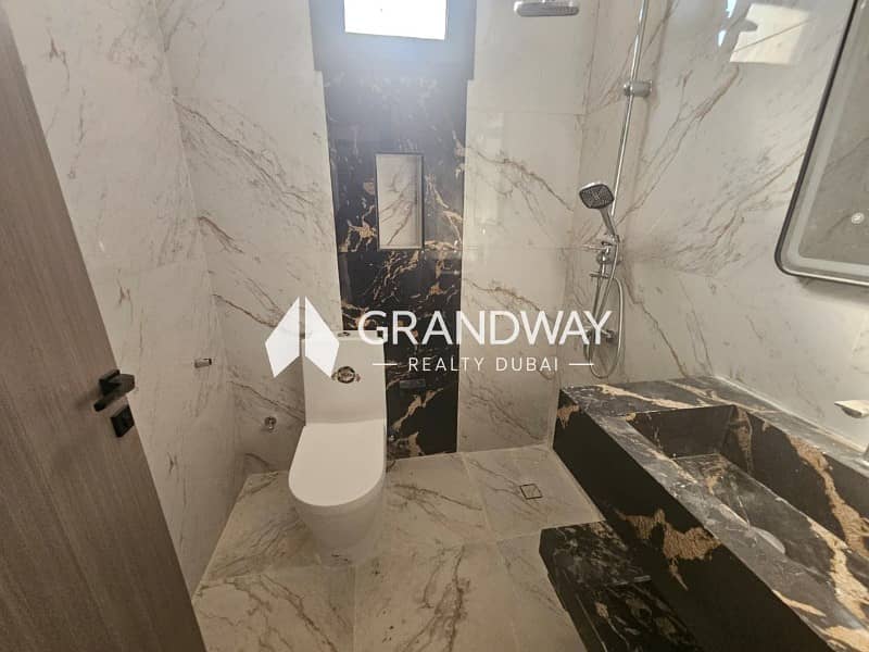 21 Grand Villa | Premium Home | Generous Space — photo 21