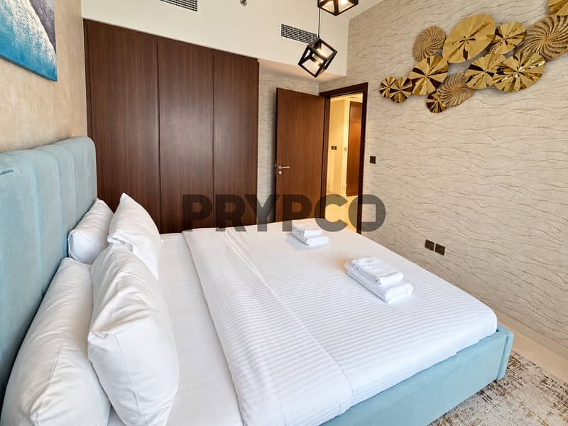 7 VERA_07_Bedroom_Reverse. jpg