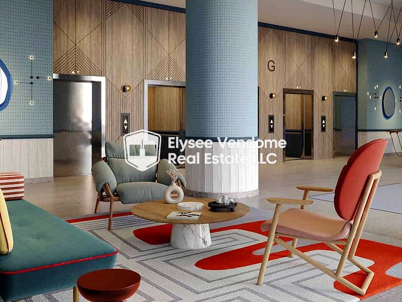 7 Lobby Area_Enhanced_800x600. jpg