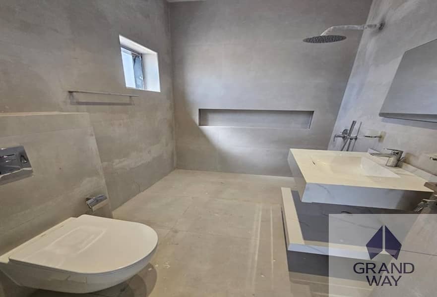 20 Well-Maintained 4BR Villa | Spacious I Great Value — photo 20