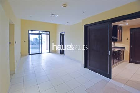 Appartement de 2 chambres à à louer à Downtown Dubai, Dubai - Appartement à Downtown Dubai,Old Town,Reehan,Reehan 6, 2 chambres, 200000 AED - 16946093 Appartement de 2 chambres à à louer à Downtown Dubai, Dubai - Appartement à Downtown Dubai,Old Town,Reehan,Reehan 6, 2 chambres, 200000 AED - 16946093