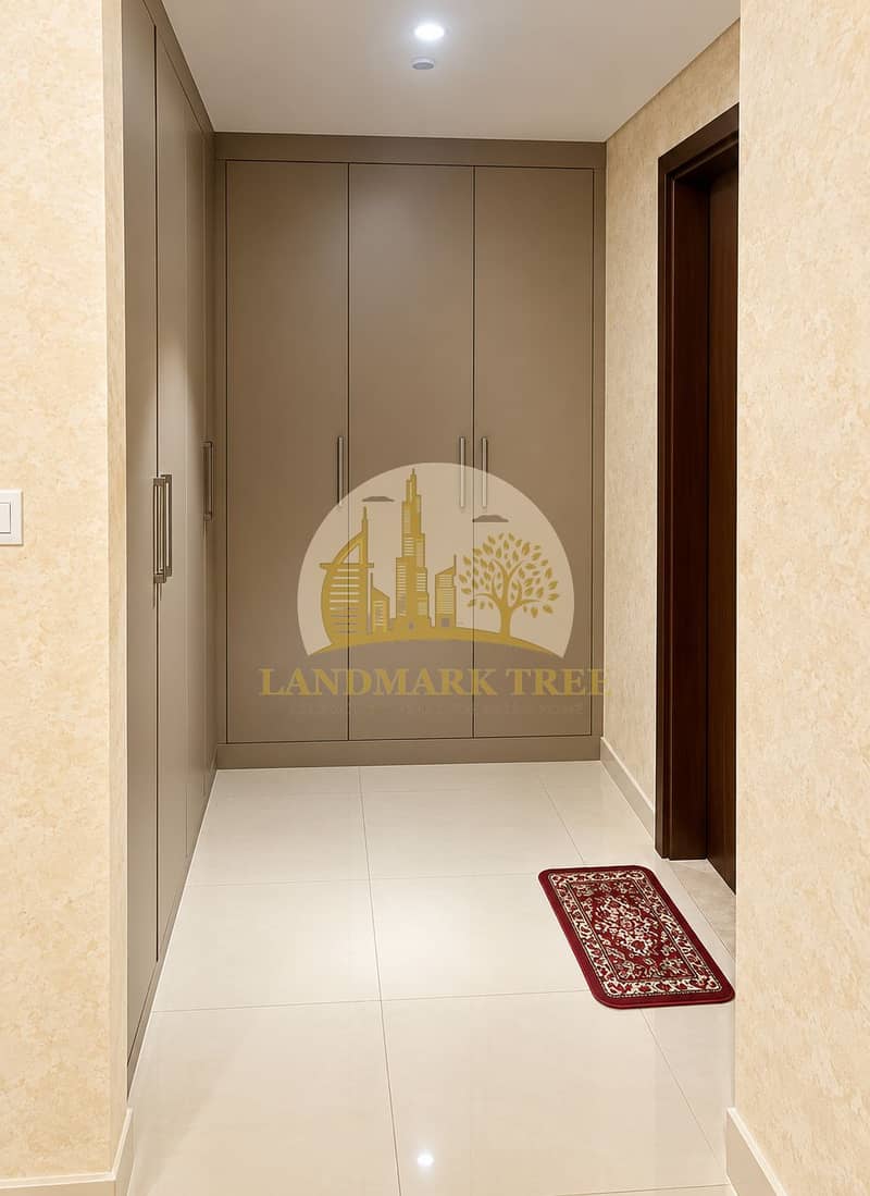5 Modern Hallway with Built-In Wardrobe. png