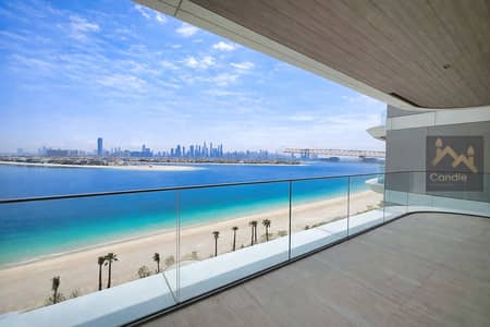 4 habitaciones Penthouse para en Venta en Palm Jumeirah, Dubai - living room balcony 1. jpg